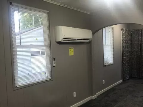 218 N Douglas Ave, Springfield, IL 62702 photo 14