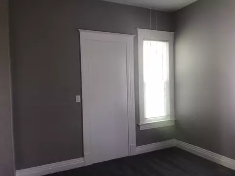 218 N Douglas Ave, Springfield, IL 62702 photo 7