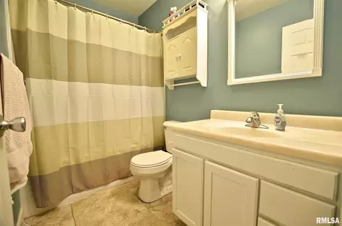 3136 Elmhurst Dr, Springfield, IL 62704 photo 25