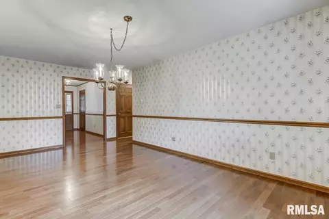 2908 Dartmoor Ct, Springfield, IL 62704 photo 7