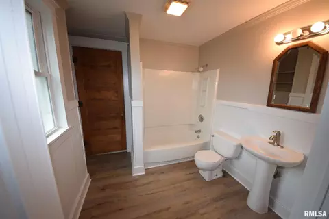 1429 S 2nd St, Springfield, IL 62704 photo 10