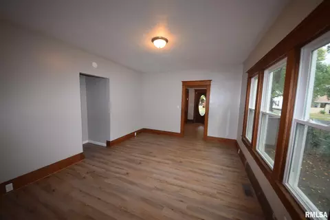 1429 S 2nd St, Springfield, IL 62704 photo 7