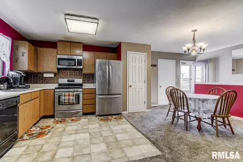 1616 Maureen Ct, Springfield, IL 62702 photo 10