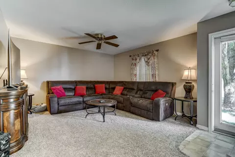 1616 Maureen Ct, Springfield, IL 62702 photo 4