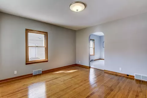 2149 E Reservoir St, Springfield, IL 62702 photo 2
