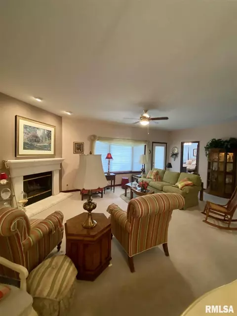 2006 Monteford Ct, Springfield, IL 62704 photo 8