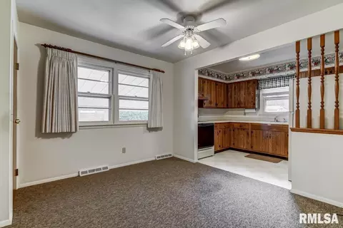 56 Locksley Ln, Springfield, IL 62704 photo 7