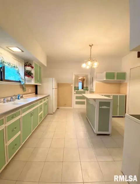 1902 N 9th St, Springfield, IL 62702 photo 10