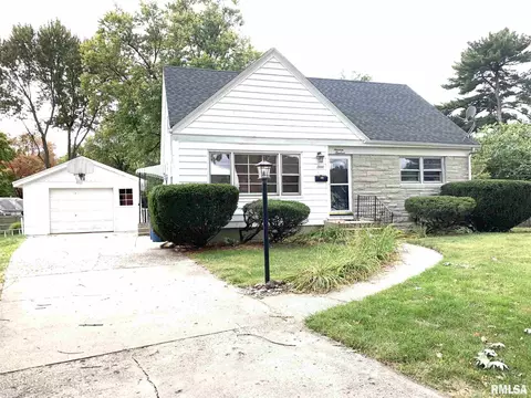 1900 Lee St, Springfield, IL 62703 photo 1