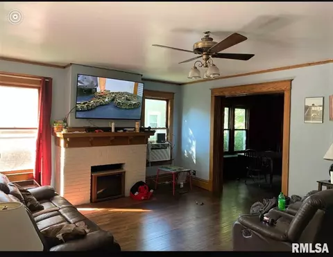 1915 S 4th St, Springfield, IL 62703 photo 7