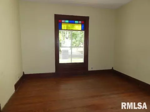 322 S State St, Springfield, IL 62704 photo 3