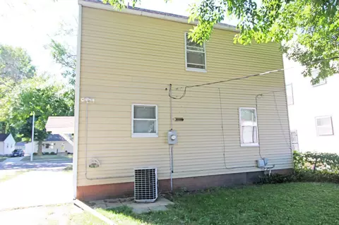 2632 S 5th St, Springfield, IL 62703 photo 3
