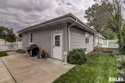 2301 Tamaroa Trl, Springfield, IL 62702 photo 34