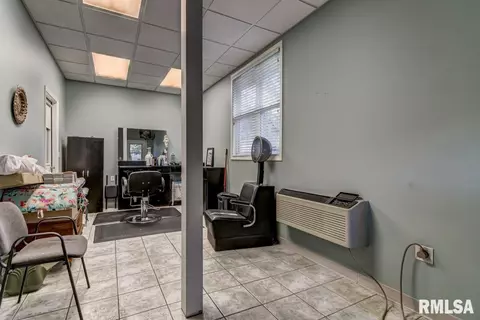 2301 Tamaroa Trl, Springfield, IL 62702 photo 22