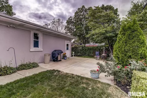 2301 Tamaroa Trl, Springfield, IL 62702 photo 33