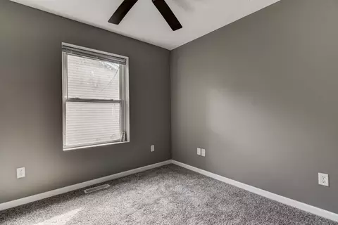 2210 Enterprise St, Springfield, IL 62702 photo 11