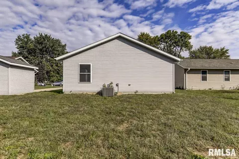 2210 Enterprise St, Springfield, IL 62702 photo 19