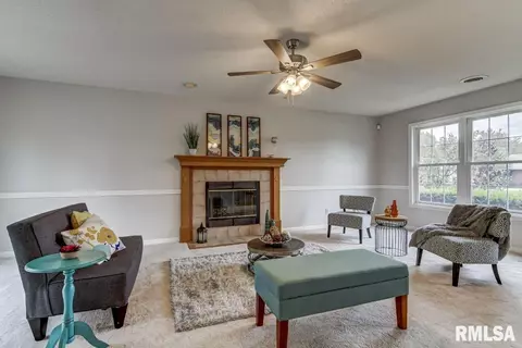2500 Charlack Ave, Springfield, IL 62704 photo 5