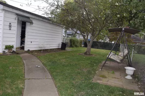 2124 N 7th St, Springfield, IL 62702 photo 16