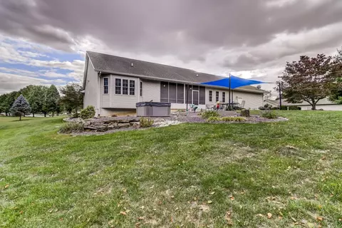 203 Walnut Glen Dr, Springfield, IL 62707 photo 40