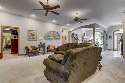 203 Walnut Glen Dr, Springfield, IL 62707 photo 8