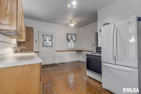 433 W Vine Ave, Springfield, IL 62704 photo 15