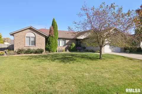 5405 Manhattan Dr, Springfield, IL 62711 photo 2
