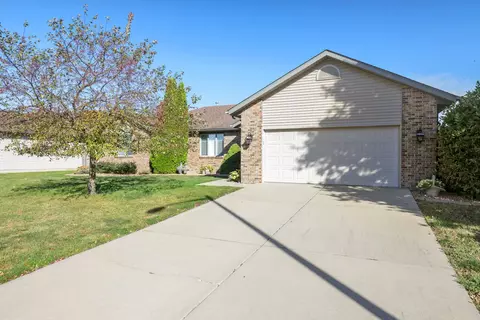 5405 Manhattan Dr, Springfield, IL 62711 photo 1