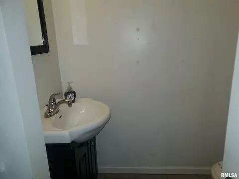 1708 S 8th St, Springfield, IL 62703 photo 13