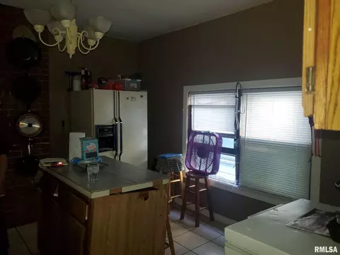 1708 S 8th St, Springfield, IL 62703 photo 4