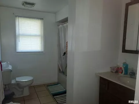 1708 S 8th St, Springfield, IL 62703 photo 16