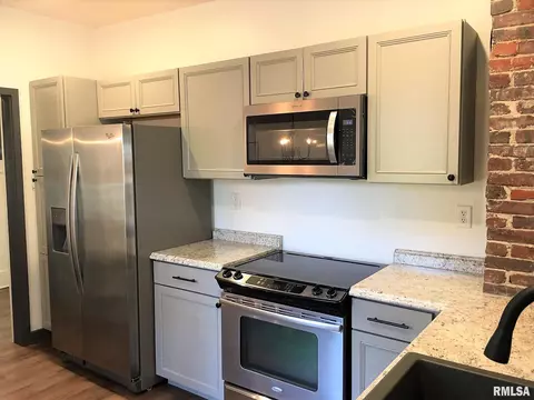 2907 S 14th St, Springfield, IL 62703 photo 10