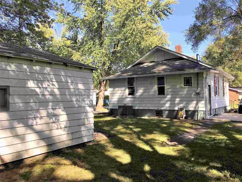 2907 S 14th St, Springfield, IL 62703 photo 6