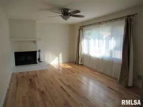 2005 Carol Ln, Springfield, IL 62702 photo 4