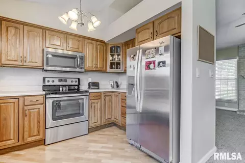 119 Bristol Rd, Springfield, IL 62702 photo 10