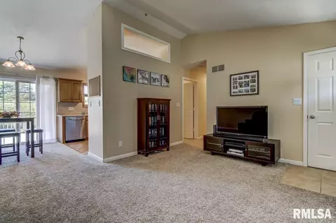 119 Bristol Rd, Springfield, IL 62702 photo 3