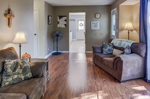 2817 Sandgate Rd, Springfield, IL 62702 photo 4