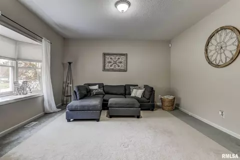 3301 Collingwood Dr, Springfield, IL 62711 photo 5