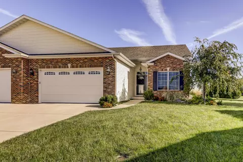 2702 Whiteside Pl, Springfield, IL 62711 photo 1