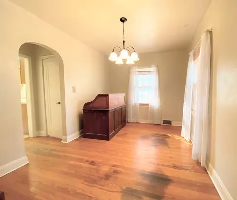2552 S 7th St, Springfield, IL 62703 photo 11