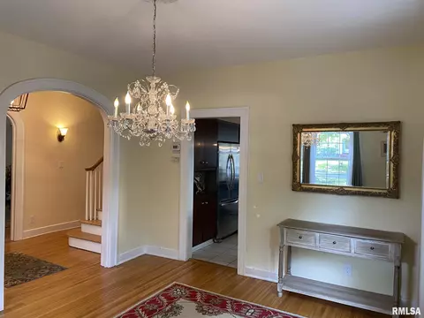 1821 Noble Ave, Springfield, IL 62704 photo 9