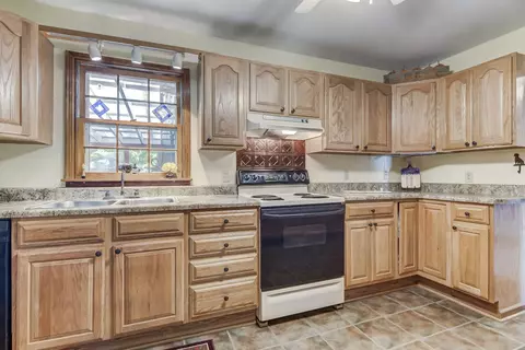 5 Greencastle Cir, Springfield, IL 62712 photo 8