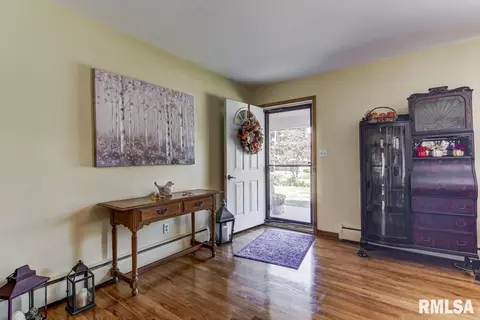 5 Greencastle Cir, Springfield, IL 62712 photo 13