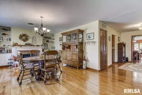 5 Greencastle Cir, Springfield, IL 62712 photo 10