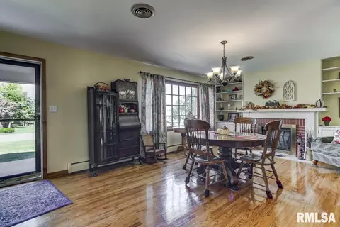 5 Greencastle Cir, Springfield, IL 62712 photo 11