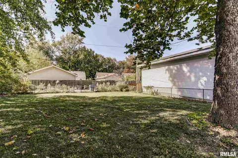 2243 S College St, Springfield, IL 62704 photo 28
