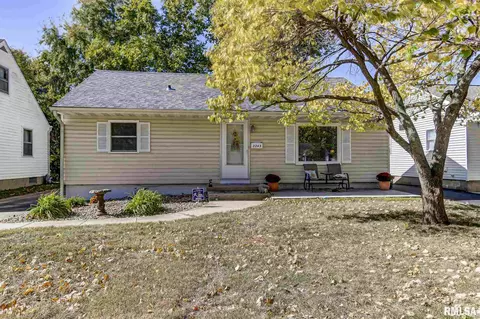 2243 S College St, Springfield, IL 62704 photo 1