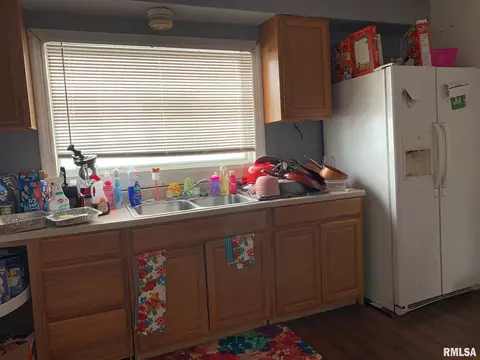 1248 Ledlie Ave, Springfield, IL 62702 photo 3