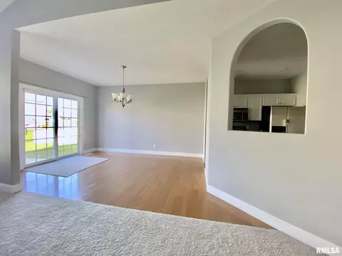 7405 Torrington Way, Springfield, IL 62711 photo 4