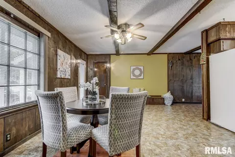 324 E Garrett St, Springfield, IL 62703 photo 9